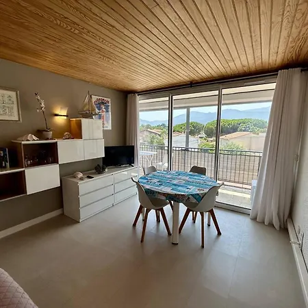 T2 Climatise Avec Loggia Et Parking Pres De La - Fr-1-388-244 * Argelès-sur-Mer